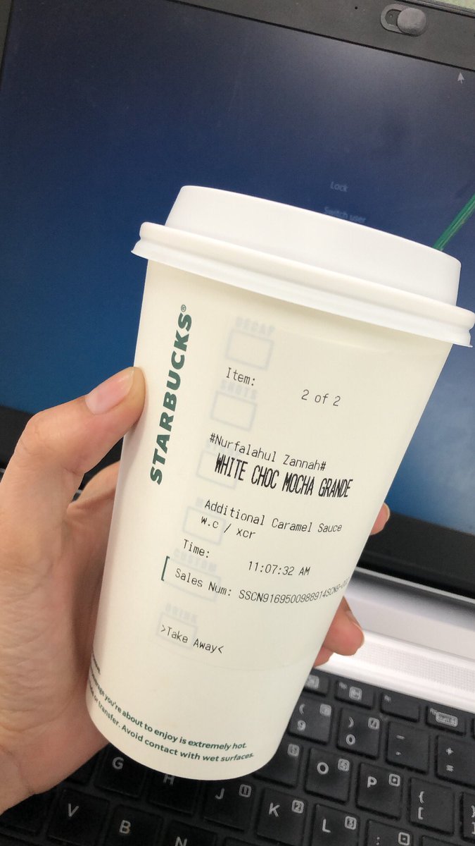 Falahul13's tweet photo. @SbuxIndonesia Tentu saja kamu. Luv. https://t.co/8km7lcBMr4