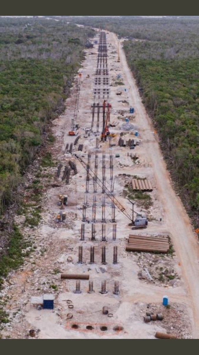 otrsky's tweet photo. @lopezobrador_ Más de 1/4 de millón cada PILOTE de esta estupidez, un mega puente ENTERRADO a todo lo largo, la inche avaricia no tiene límites,  inches rateros https://t.co/xYFxOztcRN