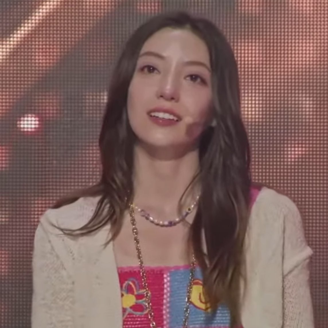 yunaqueenka's tweet photo. “I just wanna say I feel
sorry if I disappointed you as a JYP trainee”
MAN WHAT THE- I AM DEVASTATED RIGHT NOW. JUSTICE FOR GINA #A2K 😭 https://t.co/HE879MIGtE