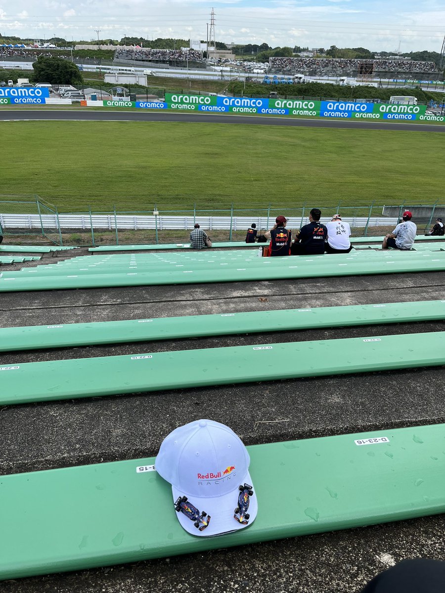 ma9593's tweet photo. はれハレ晴☀️
#japangp🇯🇵 #suzukacircuit #f1の準備 #wf2024w #f1 #redbullracing #AlphaTauri #f164 #164scale #miniaturecar #3dcg #blender  #3dprinting #at04 #rb19 #maxverstappen #checoperez #liamlawson #yukitunoda  #f1jp https://t.co/gvFV78HR3r
