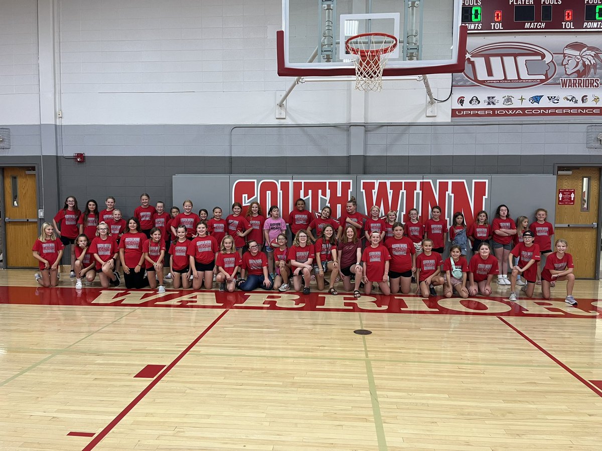 Warriors pick up the home win in front of a great crowd to move to 3-1 in conference play. Win in three over Kee High 25-9, 25-14, 25-11. Awesome to see our youth in attendance.
Lots of great excitement in our younger groups. Head to Decorah Tournament on Saturday for six matches