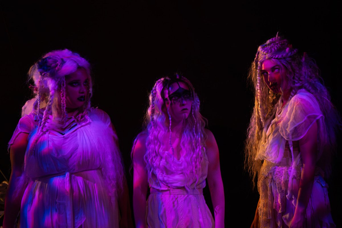 Help us wish the cast, crew, and creative team of Macbeth a very happy opening night! Tickets are still available for all opening weekend performances - visit bluebarn.org/tickets to purchase online.

#Macbeth #Shakespeare #OmahaTheatre #OmahaEvents