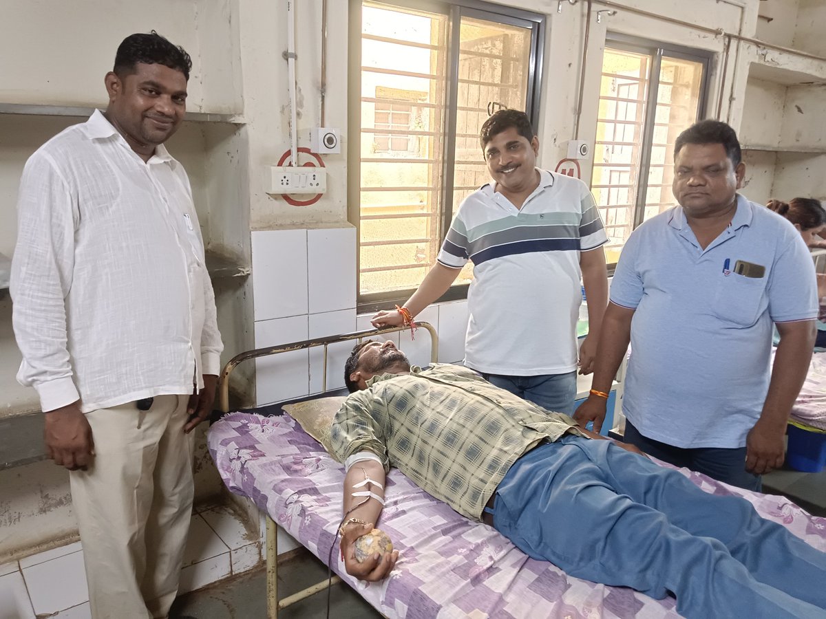 anilbhai_tadvi's tweet image. નર્મદા જિલ્લા ના તિલકવાડા તાલુકા માં સરકારી હોસ્પિટલ માં બ્લડ ડોનેશન કેમ્પ યોજાયો 
#sevapakhwada
#bluddonet  #bjpnarmada #bjpindia #BJPGujarat #bjp4narmada #bjp4gurat #BJP4IND
