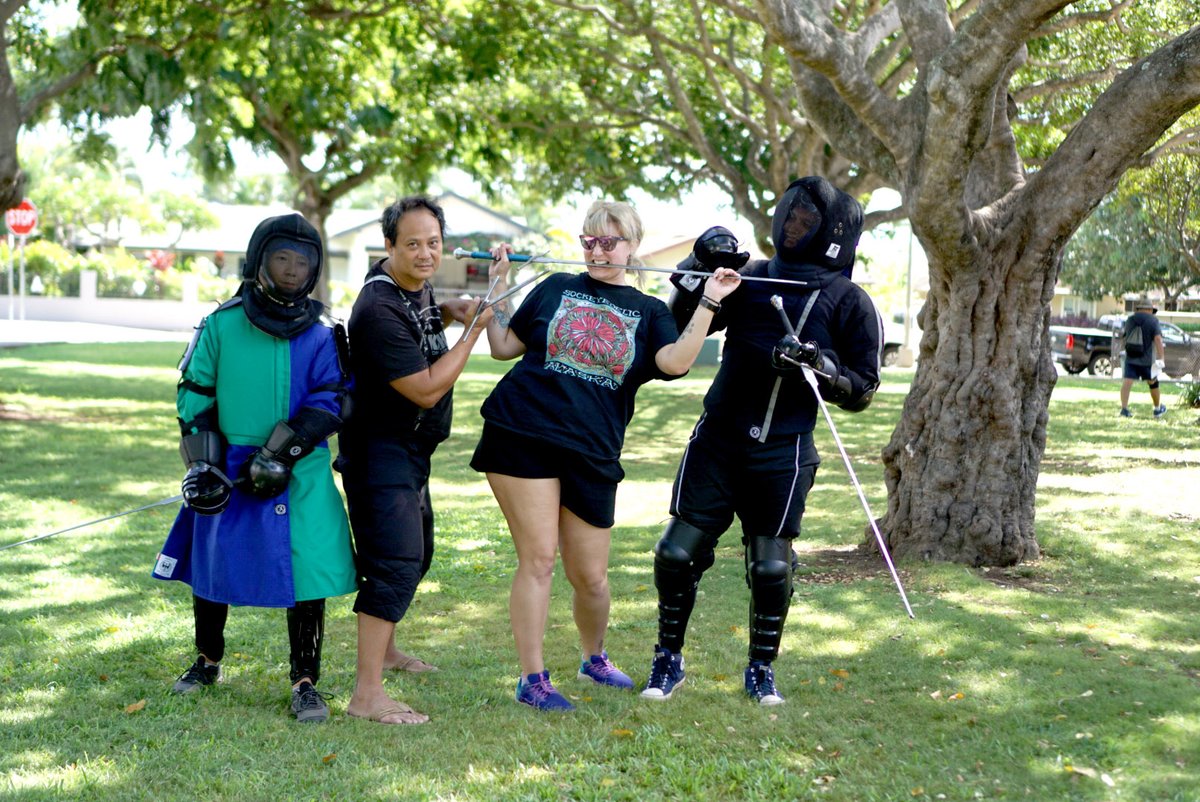 hawaiigeek's tweet photo. Come to the Geek Meet on Sunday, Sept. 24, and meet the Oahu Company of Historical Swordsmanship (@ochs_hawaii). OCHS studies and teaches both the Italian and German schools of swordsmanship! #hawaiigeekmeet #hawaiigeek #geekmeet #higeek #higeek2023 https://t.co/NLi6vc9noh