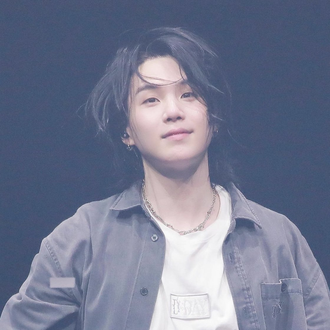 TriviaBTS3's tweet photo. This is not a farewell, this is see you later alligator, we'll meet again in 2025 my love 🥲🥲🥰🥰💜💜 https://t.co/NnOFiWHkVH