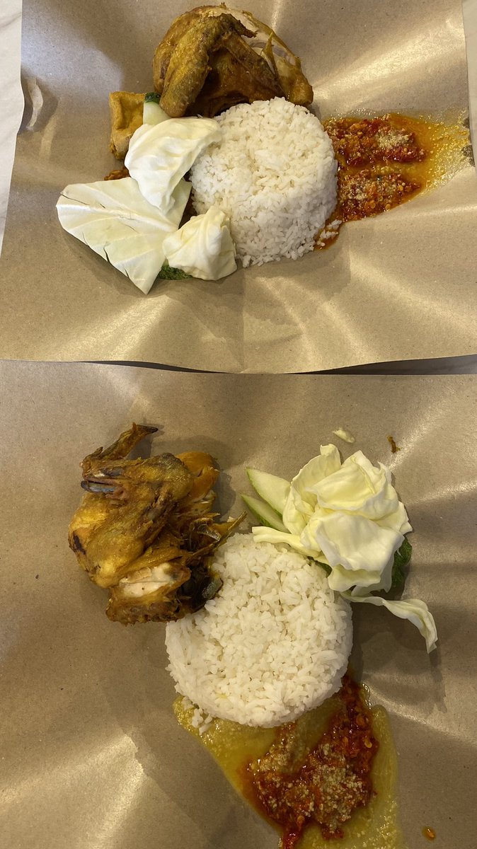 Nuyenggg's tweet photo. Selaku die hard fan ayam gepuk, I would say Pak Gembus is 1000000x times better than Top Global. TAPI kena order their CRISPY chicken. Sedap gila macam ayam mcd/marrybrown yang ori tu lepas tu crunchy krup krap. Top Global ayam biasa je.

Pak Gembus                     Top Global https://t.co/QpZlFrxfy6