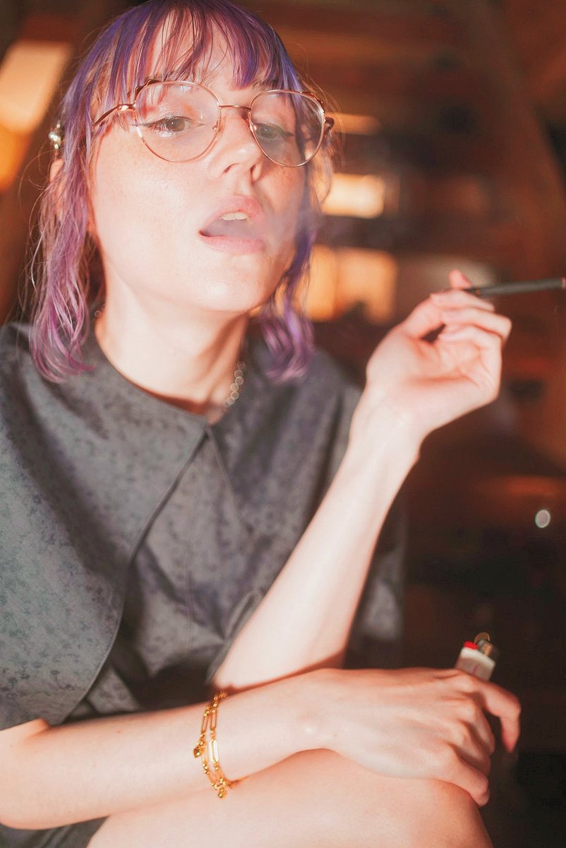 I tried to teach @SymetricalGay how to smoke for camera.