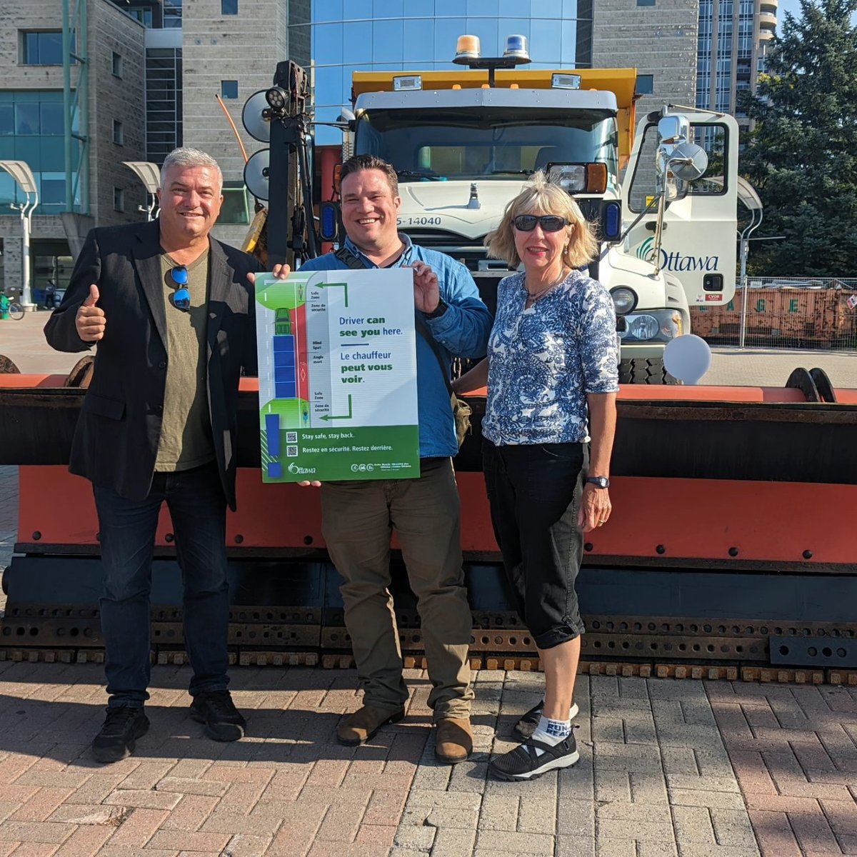 TimTierney's tweet photo. Road Vulnerability and Safety today at #ottawacity #cyclingsafety #pedestriansafety

Vulnérabilité et sécurité routières aujourd'hui à #ottawaville #sécuritédescyclistes #Sécuritédespiétons https://t.co/I3gjJoxMEL