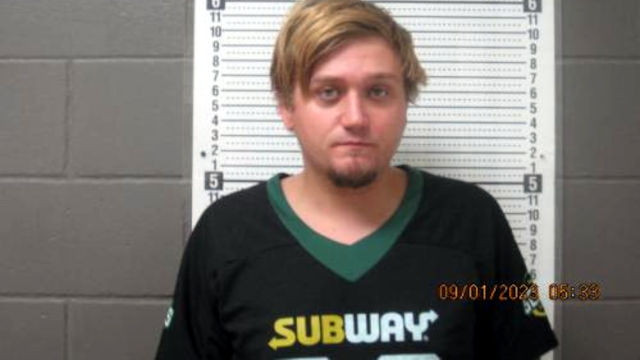 KOLOTimko's tweet photo. Suspect in downtown Reno shooting arrested in Kansas

https://t.co/xG1c9bC2Uk https://t.co/ovircnw5iM