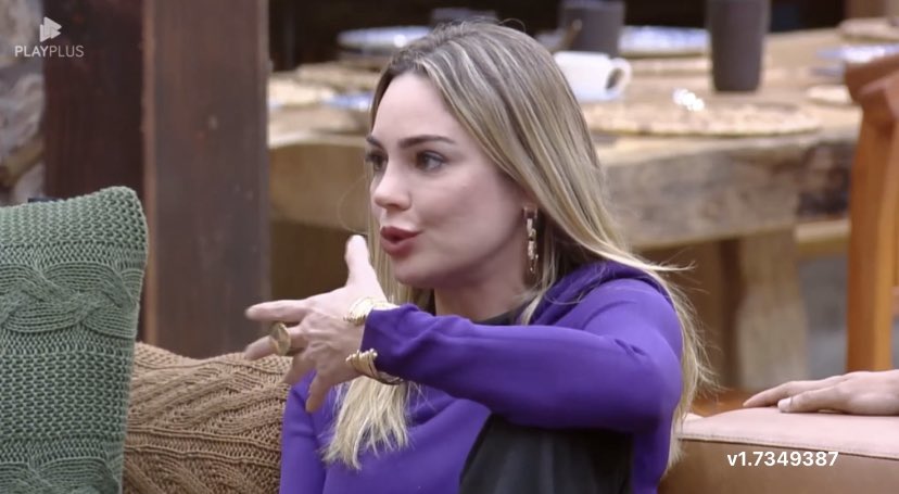 yanzinhodabahia's tweet photo. CADE OS #TeamRachel QUE EU NÃO SIGO? DÁ RT/FAV AQUI VOU SEGUIR VOCÊS BORA NOS UNIR AMORESSS 🧚‍♀️
#NovosPeões #AFazenda15 https://t.co/81nUo9Cbzy