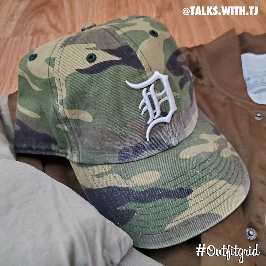 outfitgrid's tweet photo. Today's top #outfitgrid is by @talks.with.tj.
▫️ #Rihanna x #MitchellAndNess x #NFL #Tee
▫️ #DetroitTigers #Cap
▫️ #AE #DenimShorts
▫️ #JordanII x #Two18
▫️ #Jordan #Jacket https://t.co/fZjwxgr8ob