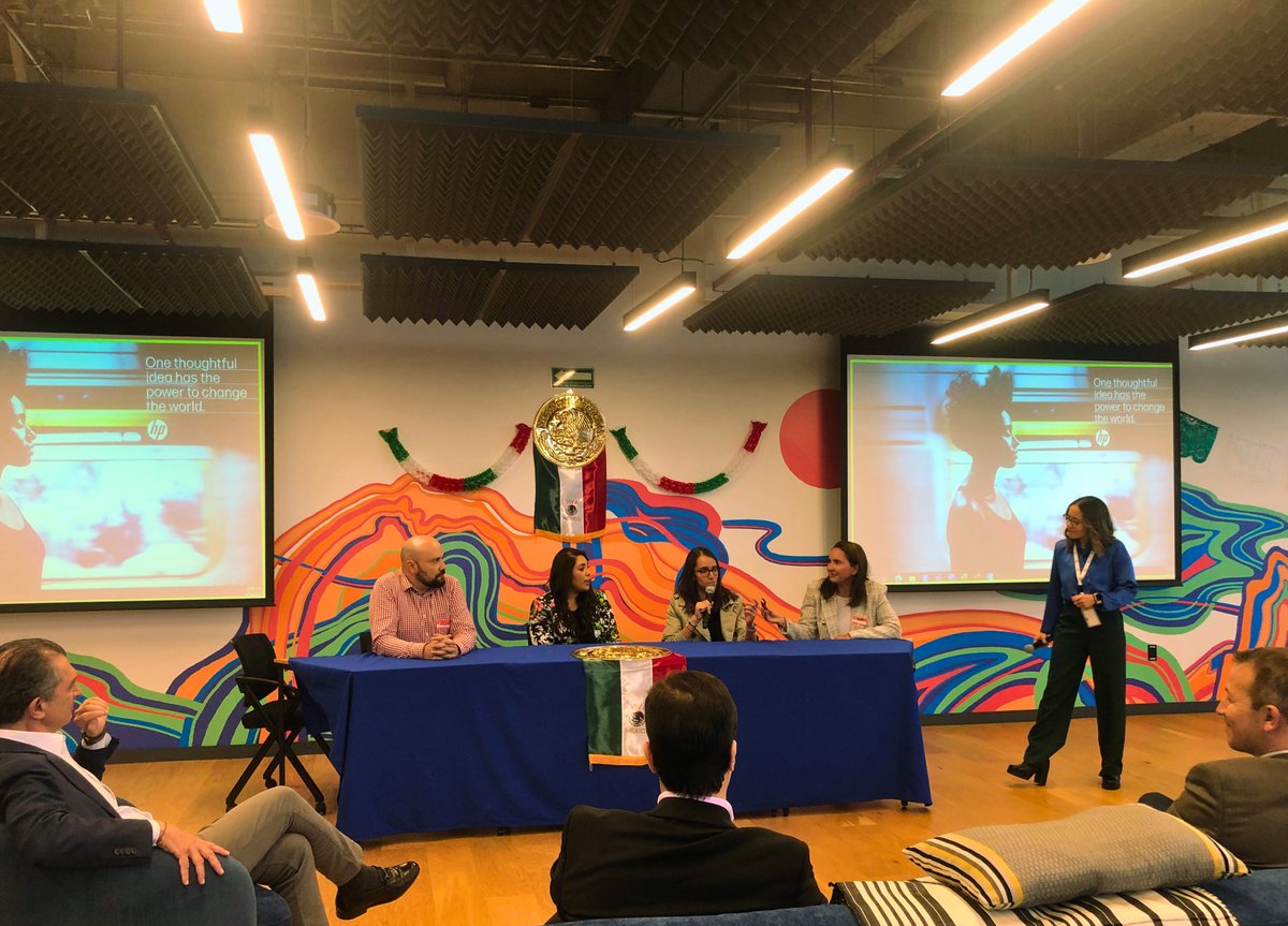 ComunidadUNETE's tweet photo. En @Unete_mx  tuvimos el honor de compartir los logros del programa Digital Equity Accelerator junto a @IIDEAC  @LaCanaMx  y @StartupLabMX 
¡Gracias! @AspenInstitute y HPMexico nos llena de orgullo ser parte de esta iniciativa. 
#DigitalEquityAccelerator #TransformacionDigital https://t.co/2wOLZtt9rp