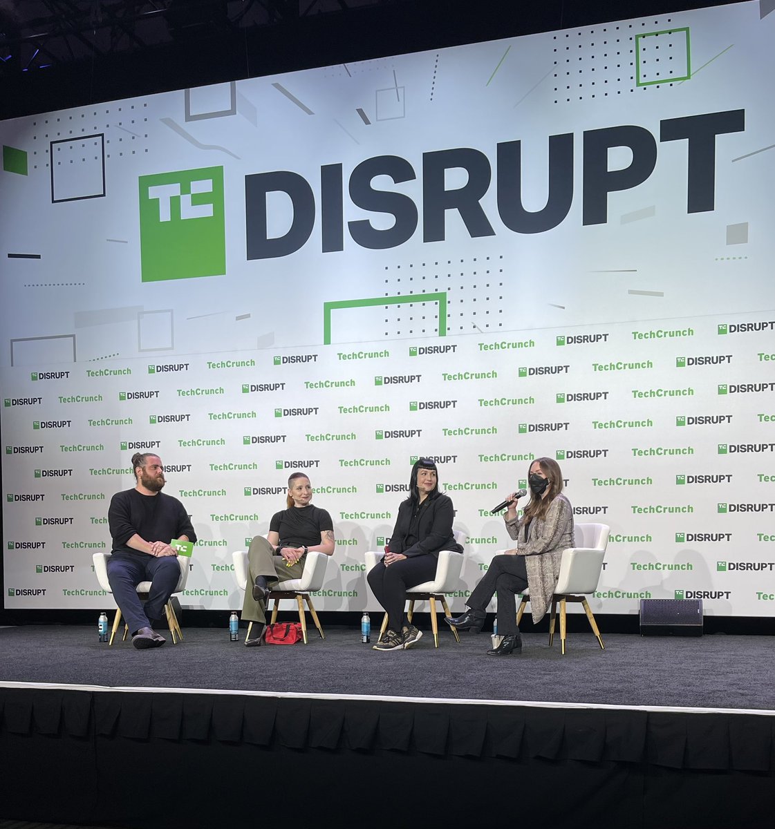 RachelTobac's tweet photo. Had the BEST time at @TechCrunch Disrupt with my fellow panelists: @zackwhittaker @hacks4pancakes @sherrod_im 🤖🤘
We discussed the latest incidents and actionable steps to reduce security risk.
Holding up a @Yubico YubiKey looked a lot like an Elizabeth Holmes impression tbh lol https://t.co/3aOuKsDSle