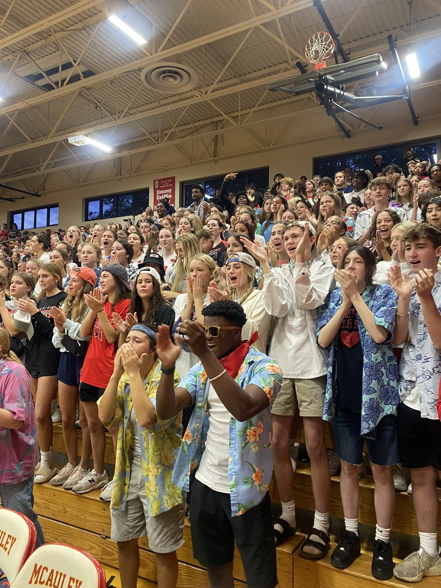 RedHawkVB's tweet image. #ProgramNation ๐ฏ๐ฏ๐ฏ Thatโs a FULL PROGRAM SWEEP on the road at Mcauley! Ready for 200 #FutureRedHawks on our first Shadow Day tomorrow after the W! @AdmissionMarist #PROGRAM ๐๐ค