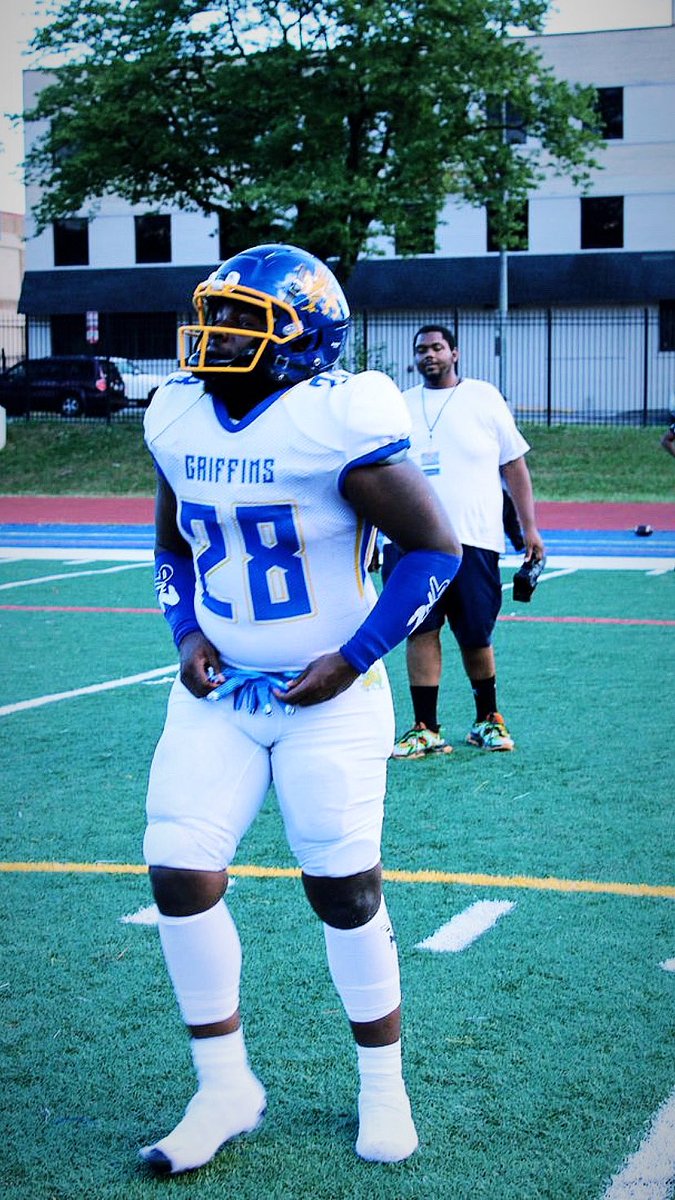 Got goal to get too , promise imma make it ❤️ #ath #ATG🏈