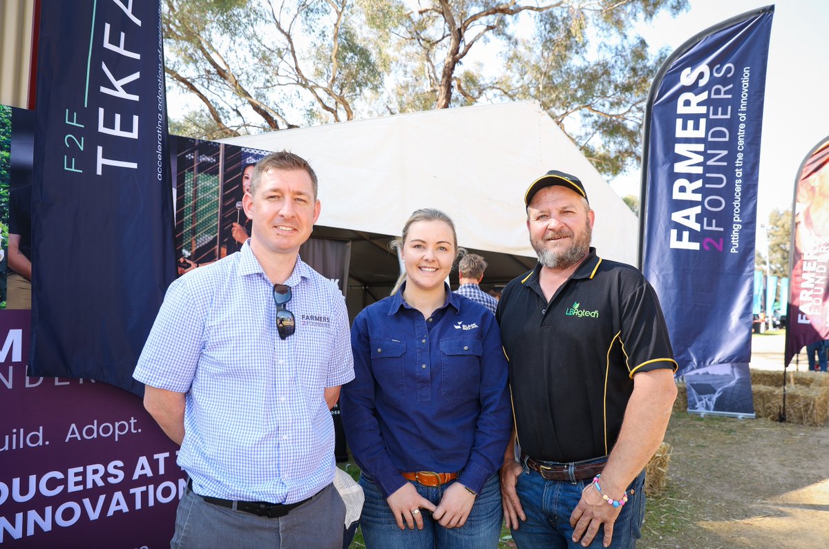 James Muir, Farmers2Founders, with agtech exhibitors Edwina Warby, Black Box Co, and Simon Burt, LBAgTech, at the TEKFarm Agri-Innovation Hub. #hentyfielddays #henty #HMFD