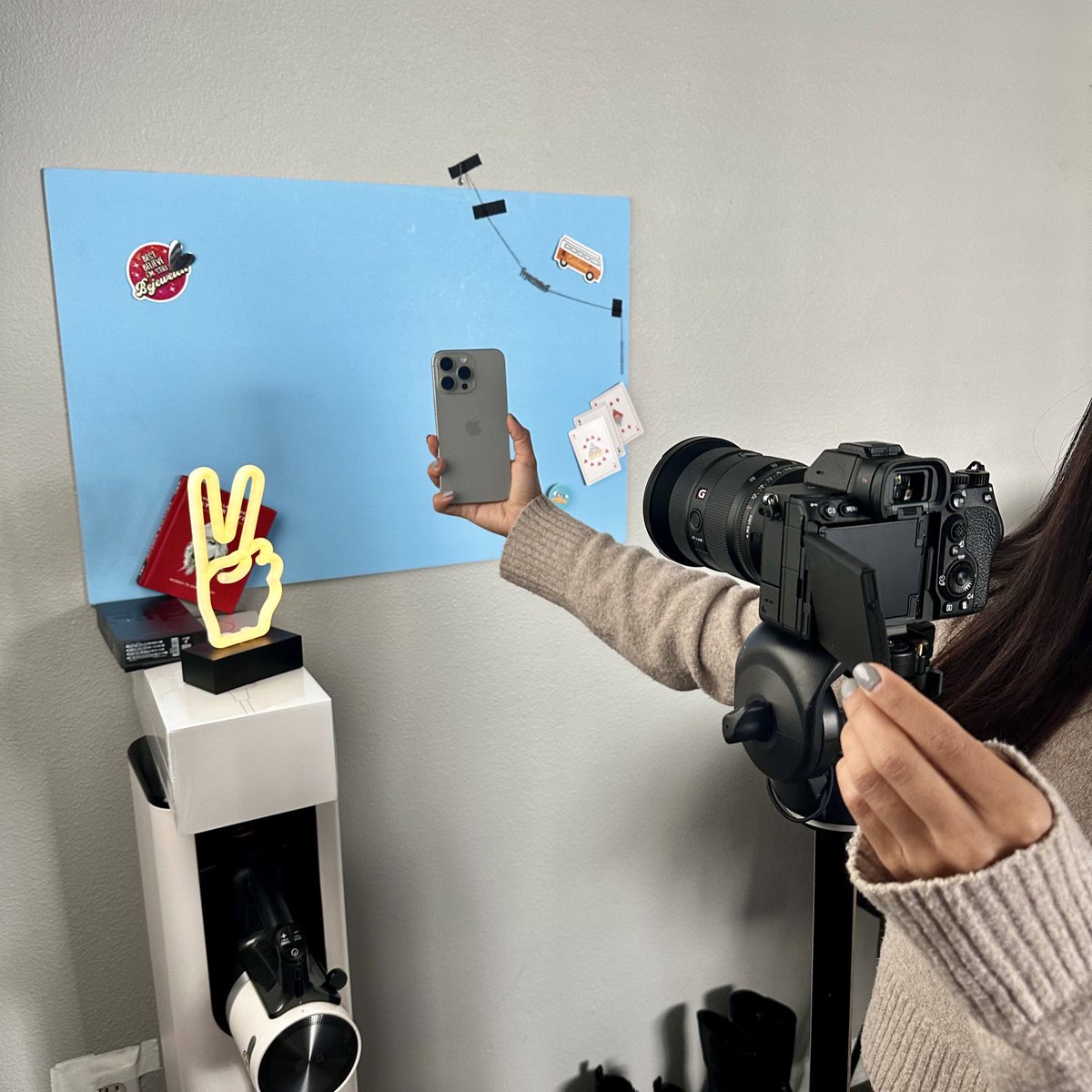 Krystal Lora tweet media