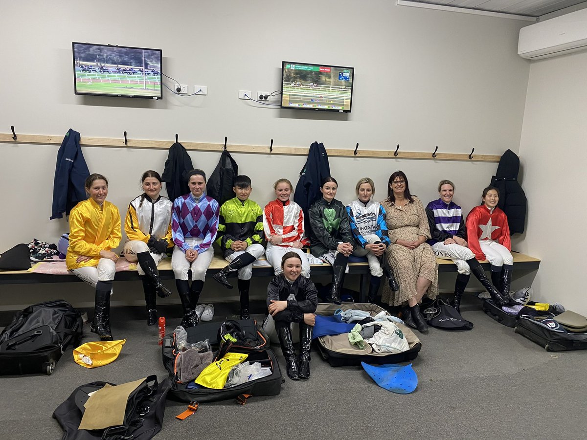 Our bigger &amp; better Female Jockeys room at <a href="/StrathalbynClub/">Strathalbyn Racing Club</a> ! Thank you to Strath Racing Club &amp; their CEO Kristy Martin along with <a href="/RacingSA/">Racing SA</a> for working with us at SA Jockeys Association to make this possible 👏🏻
