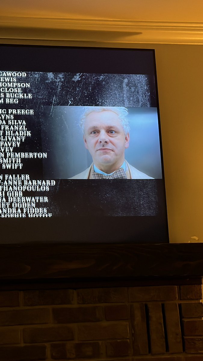MarieJackline's tweet photo. @michaelsheen is there literally ANYTHING you can share about this? Any directions on how azi would be feeling for you to make these facial expressions? https://t.co/7Nz3lcoATE