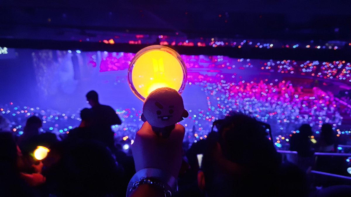 𝐫𝐚𝐢𝐧𝐲⁷ 🪷 is seeing bts! tweet media