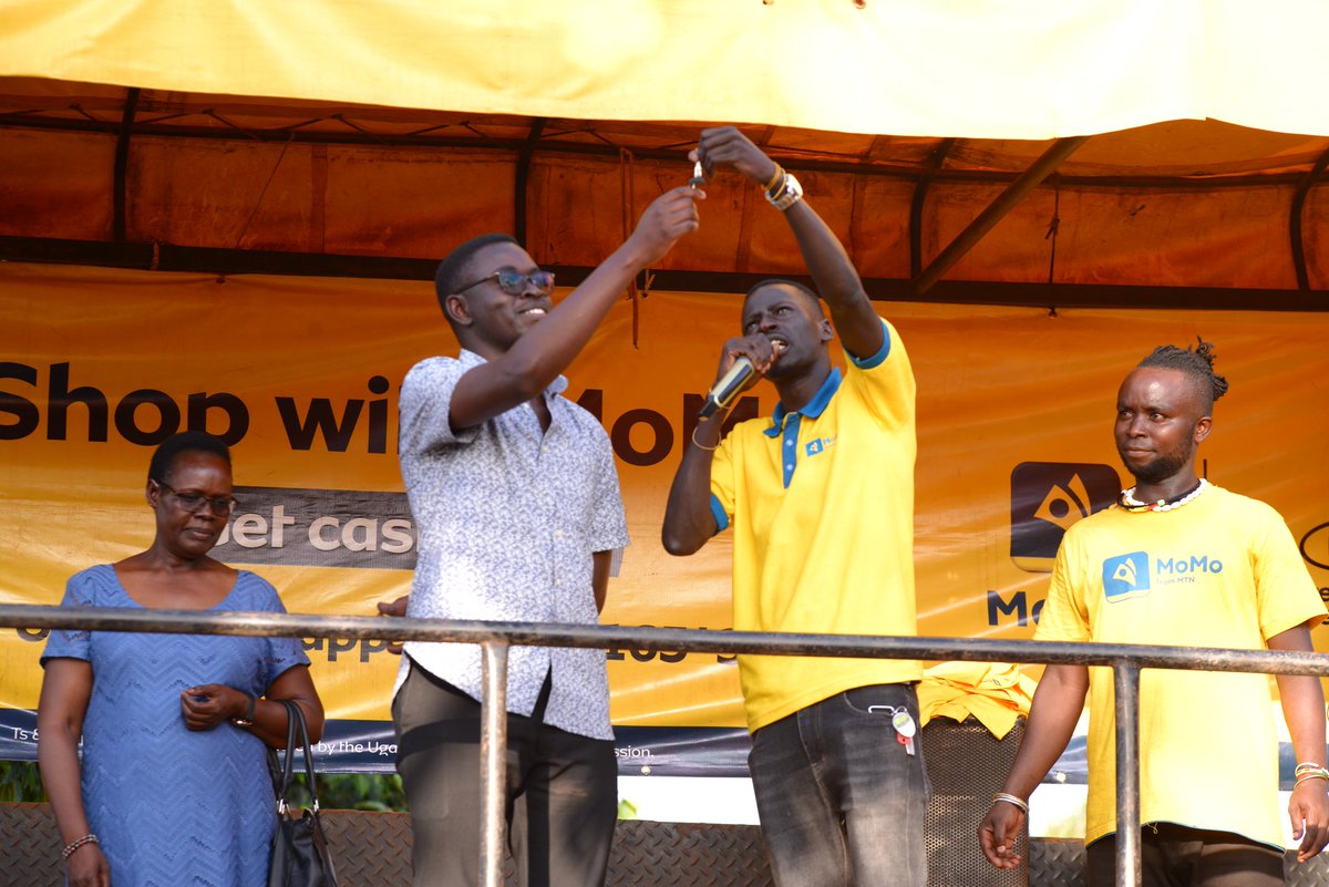 Iamturyamusiima's tweet photo. Yesterday, Mr Moses Loum in Gulu received his brand-new bike from @mtnmomoug in Kikola sense with Momo Promo. Keep making payments using Momo pay via *165*3#ok or via #MtnApp to be our weekly winners.
#PayWithMomo https://t.co/fNuD2BQT2O