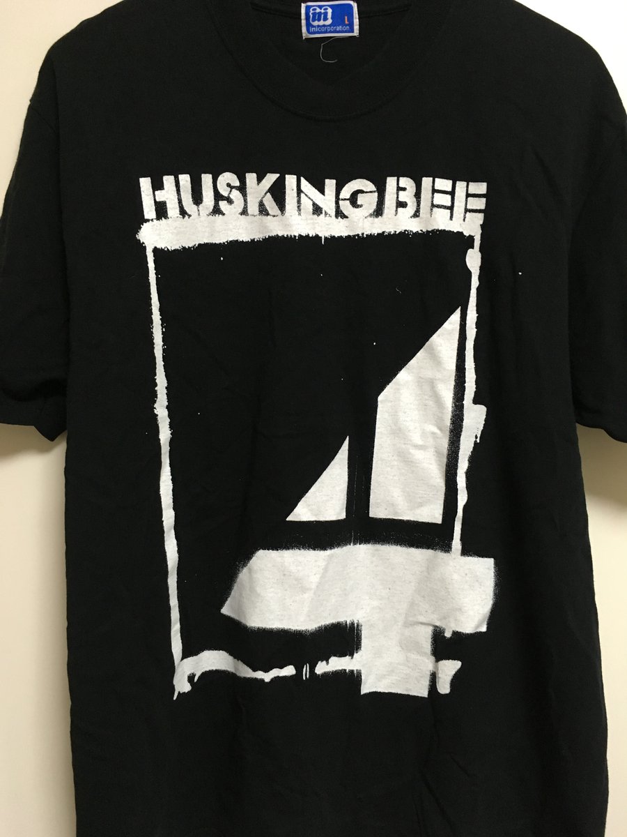 Top_40_Age's tweet photo. #360 HUSKING BEE
2001年1月19日渋谷AXで行われた「FOUR COLOR PROBLEM TOUR 2000-2001」で購入。
#マーチャンダイズ記録シリーズ #HuskingBee #ハスキング・ビー #FineLines #TheNerveland #SpitMiddleFinger #MarsEurythmics #CORNER #TheFirewoodProject #NOSHOW #HOMMY https://t.co/dwuLcZ4O8g