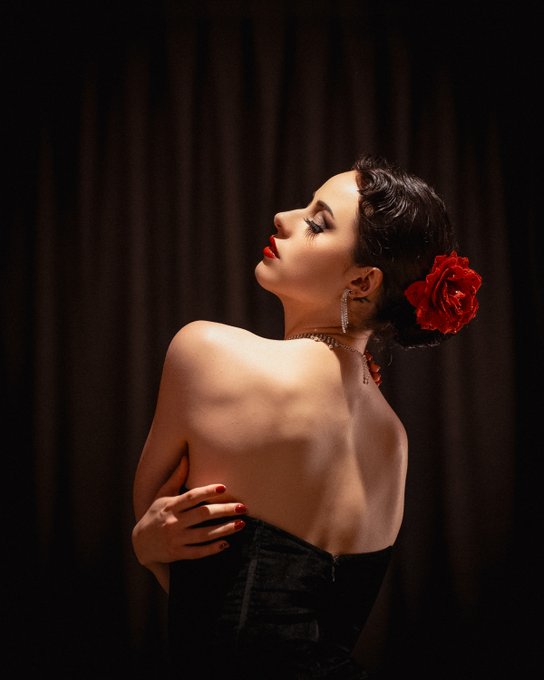 Which shot do you like more? 💃 https://t.co/40pLeuTi0R<a href="/tag/forceofnaturemovie"class="tags"><span>#forceofnaturemovie</span></a>