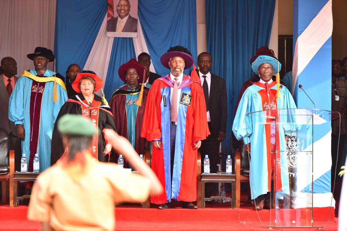 ryanwangari's tweet photo. All systems check, the 69th UON Graduation has started. 
#sisiniuon #UON69THGraduation #UoNClass2023 @UNCTVke  @UNCradioke @uonbi @HumanitiesUoN @UONDeanStudents @AlumniUON @UoNDvcaa https://t.co/lNcVFWR6Ub