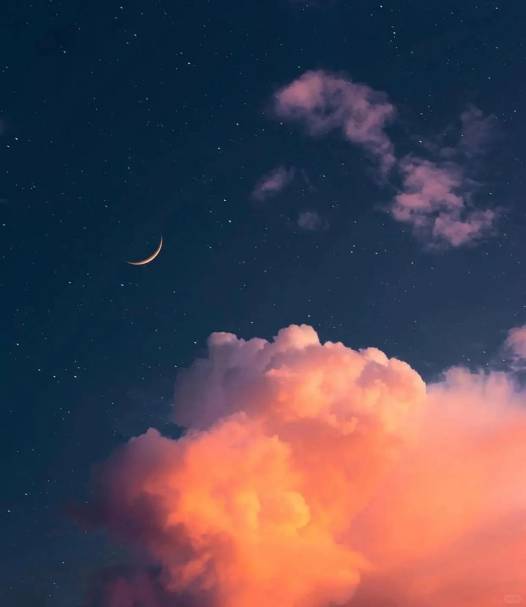 MDw6875243's tweet photo. Good night🌖🌚#sleep #rest https://t.co/pFQutzBphk