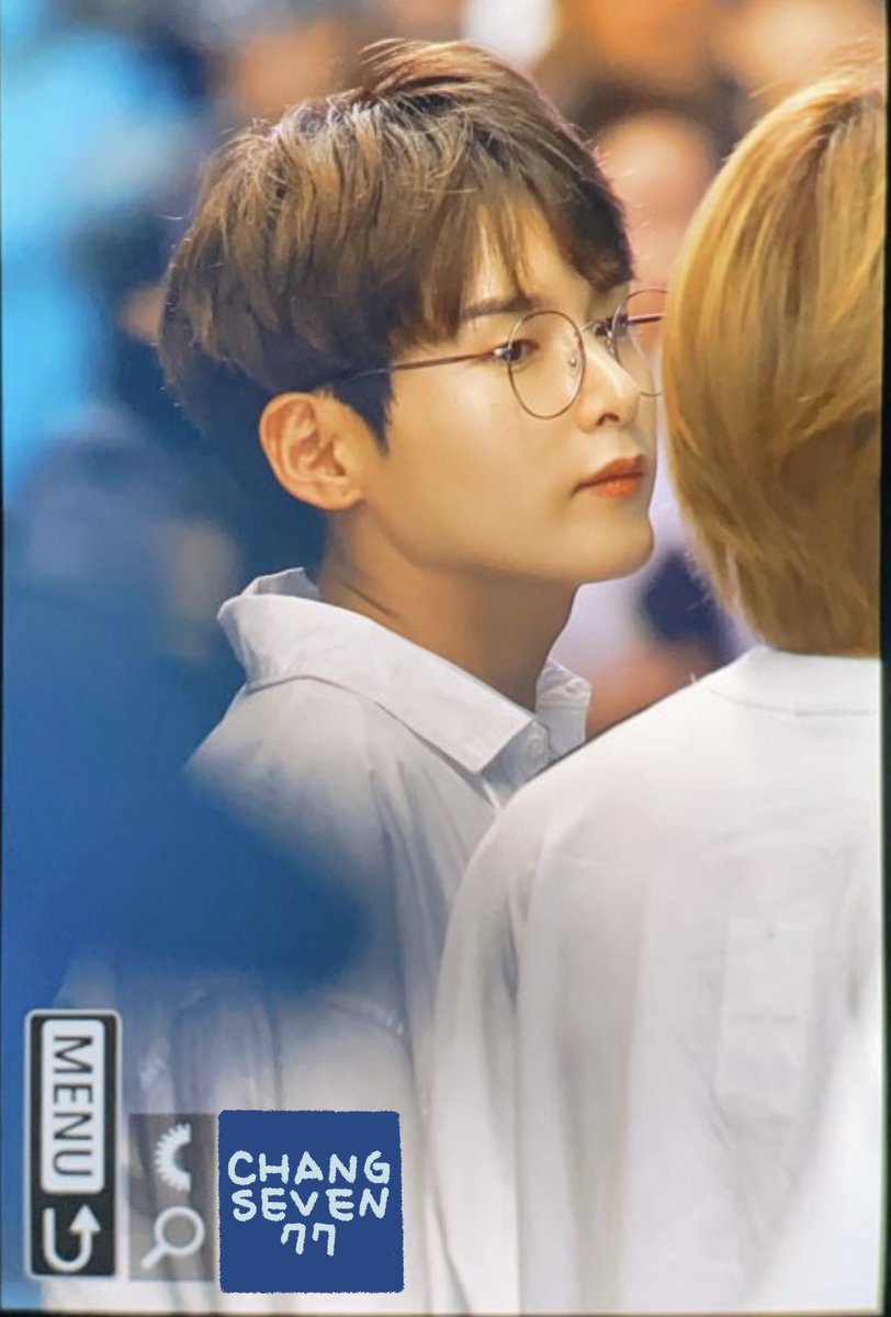 🦒
 #superjunior #superjuniorkry #ryeowook #kimryeowook #김려욱 #려욱 #려욱버블  #슈퍼주니 <a href="/9ryeong9/">RYEOWOOK</a>