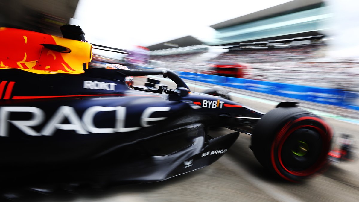 Oracle Red Bull Racing on X: Raise your hand if you are excited that  tomorrow is RACE WEEK! 📸 @GettyImages  / X