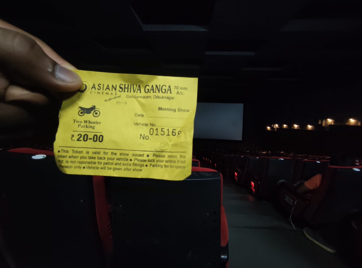 Shivam2122000's tweet photo. @GHMCOnline 
Respective commisioner of GHMC parking fee were collecting in Asian Shiva Ganga theatre which is located in Gaddiannaram,Dilsuknagar I purchased movie ticket in the theatre but they are collecting parking fee https://t.co/EJPufMsIEq