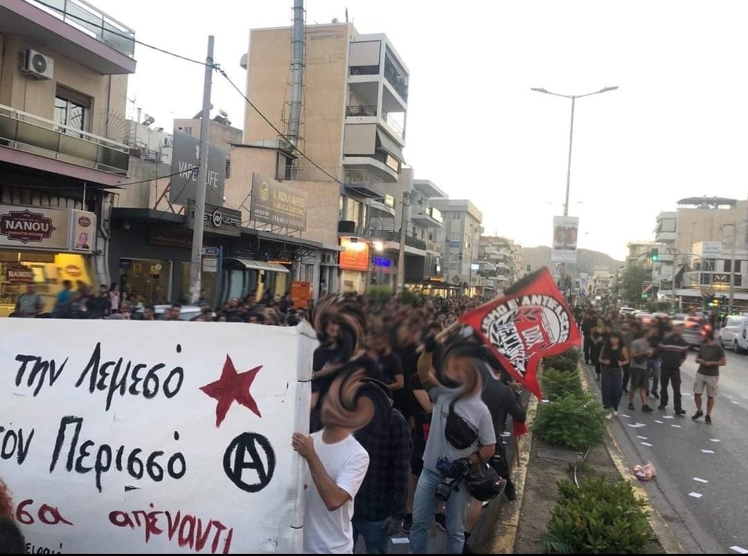 efodos_ta's tweet photo. Για την αντιφασιστική πορεία της 18ης Σεπτέμβρη στο Κερατσίνι
Αντιφασίστες/Αντιφασίστριες από το κέντρο και τις γειτονιές της Αθήνας και του Πειραιά
https://t.co/jGf4pTpNem
#antireport #antifa #killah_p #Παυλος_Φυσσας https://t.co/dmOvguA0Dd