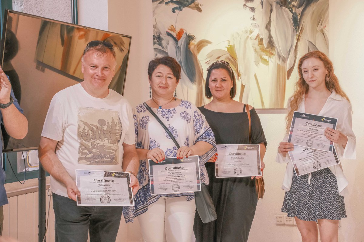 teravarna's tweet image. Budapest&apos;s creative heartbeat from the Grand Opening
#ThrowbackThursday
•
•
•
•
•
•
#throwbackthursday #throwbackpost #throwbackmemories #goldenduck #goldenduckgallery #artgallery #exhibition #artexhibition #art #artist #drawing #artistsoninstagram #sketch #painting…