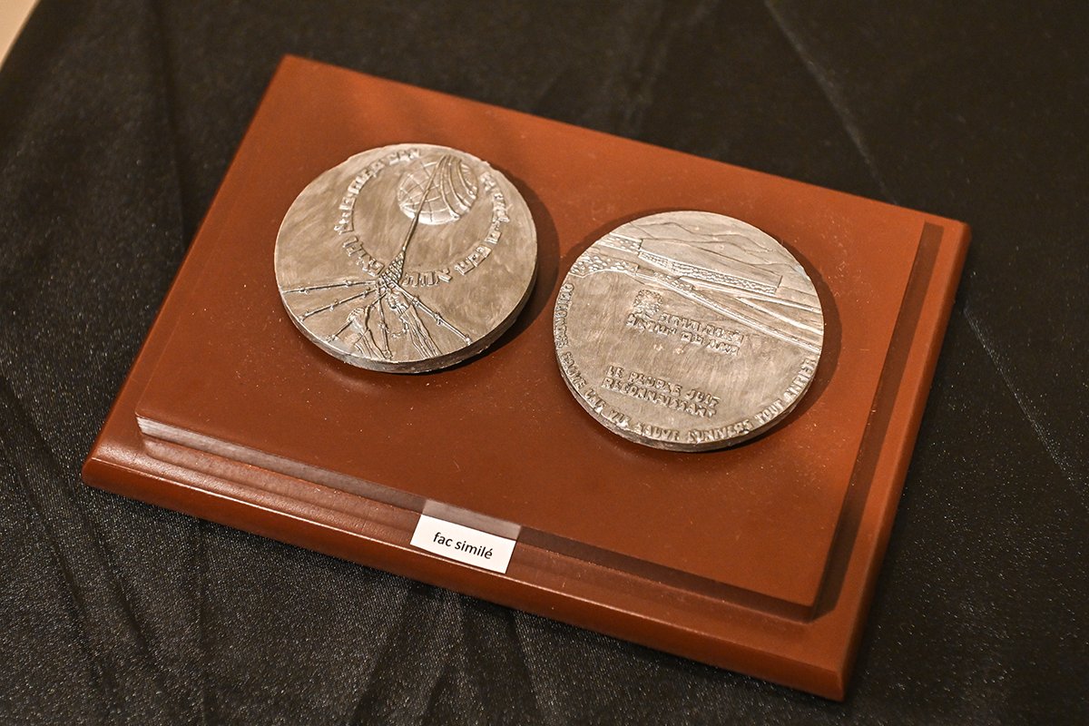 👀L'UCLy accueille l'exposition "Du cri du cœur à la voix des #Justes", afin d'honorer la mémoire de ceux qui, parfois au péril de leur vie, ont favorisé le sauvetage de juifs pendant la 2ème Guerre Mondiale.
📌 Jusqu'au 12/10/23 | UCLy 
Inscription : ucly.fr/l-ucly/agenda/…