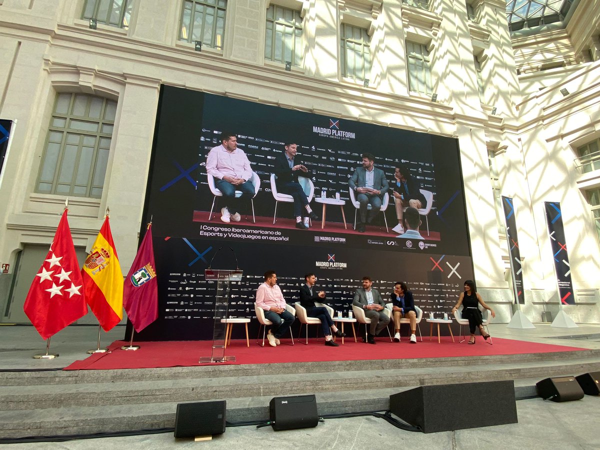 Hoy #MSMK ha estado presente en <a href="/Madrid_Platform/">Madrid Platform</a>, un espacio para favorecer el desarrollo y crecimiento de los #Esports 🎮

Gracias a <a href="/Is3ngard/">Isengard Montouto.</a> , nuestro jefe de estudios, quien ha sido uno de los organizadores del evento.