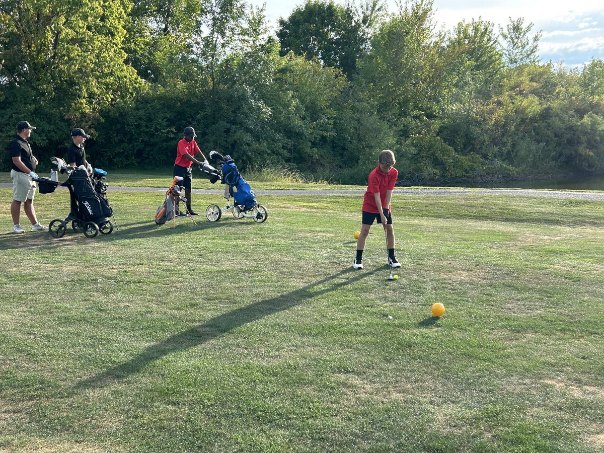 The Ridge golf team lost in last night’s match against Rapid Run, 198-163. Medalist honors went to Rapid Run #1 with an impressive 32.