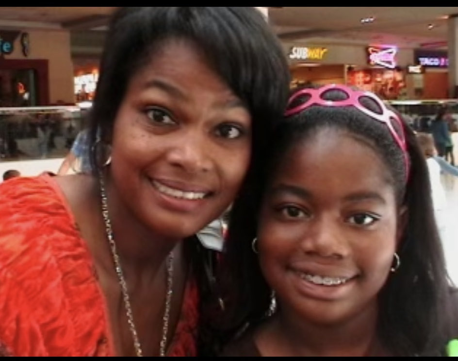 Collier Family tweet media