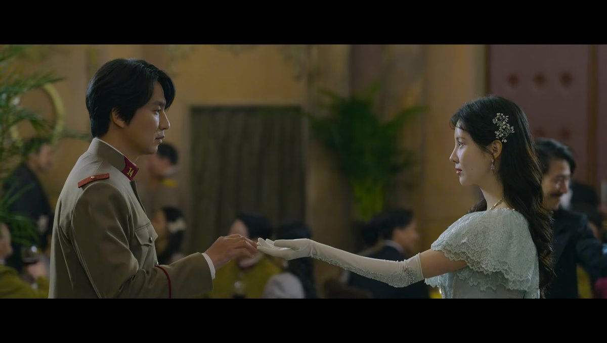 kdrama_menfess's tweet photo. •kdm• ⚠️🔥 Song of the Bandits 🔥⚠️

Romance tipis tipis bikin meriang😩😩💔
https://t.co/Ks1hieb9D0