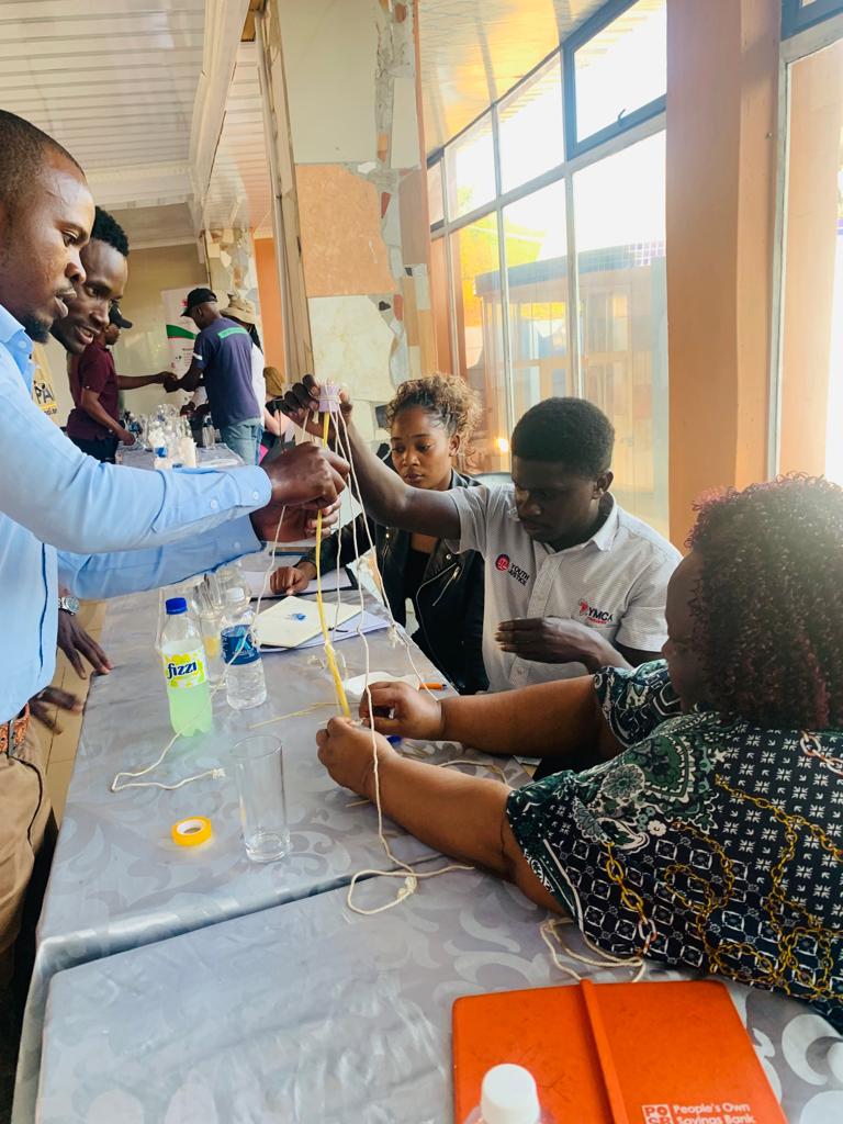 yestrustzim's tweet photo. Youth capacity development on advocating for improved access to SRHR services and information for Adolescent girls and young woman (AGYW). #luniaCentreforYouths #youthpower #RightToHealth https://t.co/EwcqUYKbIn