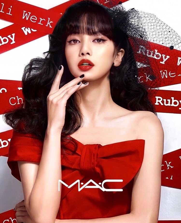 diawlili's tweet photo. We are happy to announce that we are collaborating again with the famous Kpop star #Lisa of #Blackpink ⭐️

Welcome back, LISA! 💄 https://t.co/Wck09pF2jD