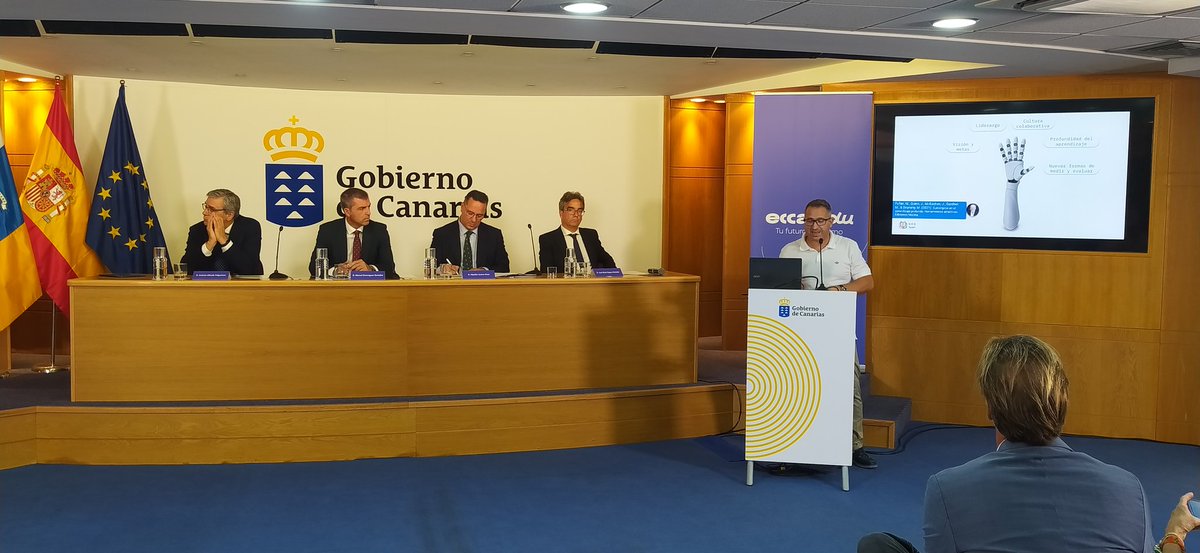 "El salto a lo digital que ha dado <a href="/eccaedu/">ecca.edu</a> es un paso valiente" <a href="/miguelujeda/">Miguel Ujeda Gálvez</a> en el acto de Apertura Oficial del curso 2023-2024
#tufuturoaturitmo