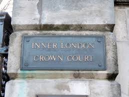 I am reliably informed that the ceiling collapsed in one of the courtrooms at Inner London Crown Court this morning. 

Water leaking through & the panels in the ceiling gave way & collapsed over the usher’s desk; thankfully no one hurt (this time).

#TheSystemIsBroken #DontLookUp
