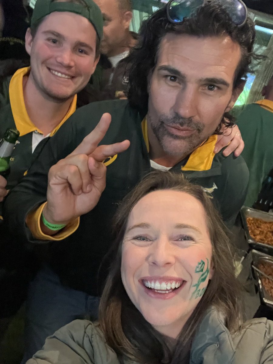 camillakohl's tweet photo. Met Victor Matfield at the SA vs Aus game at Loftus earlier this year, where we absolutely crushed the Aussies! Would love a rugby jersey to back the boys all the way this year 🇿🇦🇿🇦🇿🇦 come on the Bokke!! #AneleandTheClubon947 #BokFriday @AneleAndTheClub https://t.co/FREMa0zERC