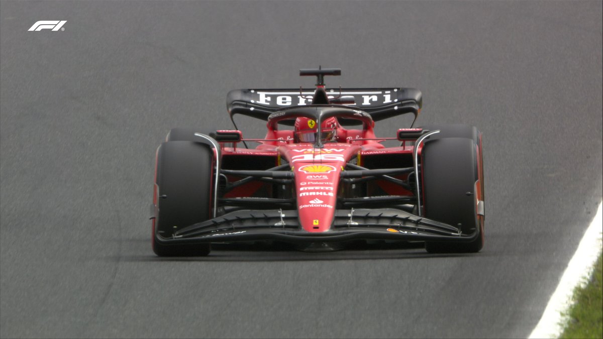 F1's tweet photo. TOP FIVE (30/60 MINS)

Leclerc's 1:31.008s effort is the quickest so far

Leclerc
Norris
Sainz
Verstappen
Albon

#JapaneseGP #F1 https://t.co/fIYLGkaZ2a