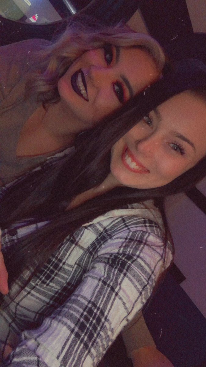 Destnyyy_bear's tweet photo. Little appreciation for this beautiful soul. You are so much light in all the darkness. You are extraordinary and one of a kind. @jchannxo  
I love you more than you’ll know. https://t.co/4Y3DFUb4oS