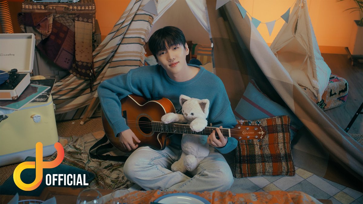 dkz_dy's tweet photo. JAECHAN 1st Mini Album 【JCFACTORY】

🎞 'Oh Girl' MV
https://t.co/peqQ2EhFh5

#재찬 #JAECHAN
#JCFACTORY
#OhGirl https://t.co/cWiU0Ra2up