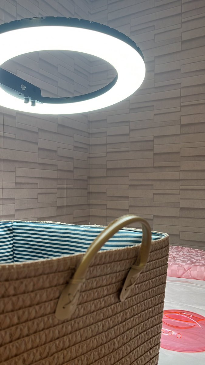 廢版娘跟你抱歉😞
我今明天在新竹唷😝
今天沒位置了
明天下午還有兩個空檔

想做洗酸的朋友
可以一起做唷❤️