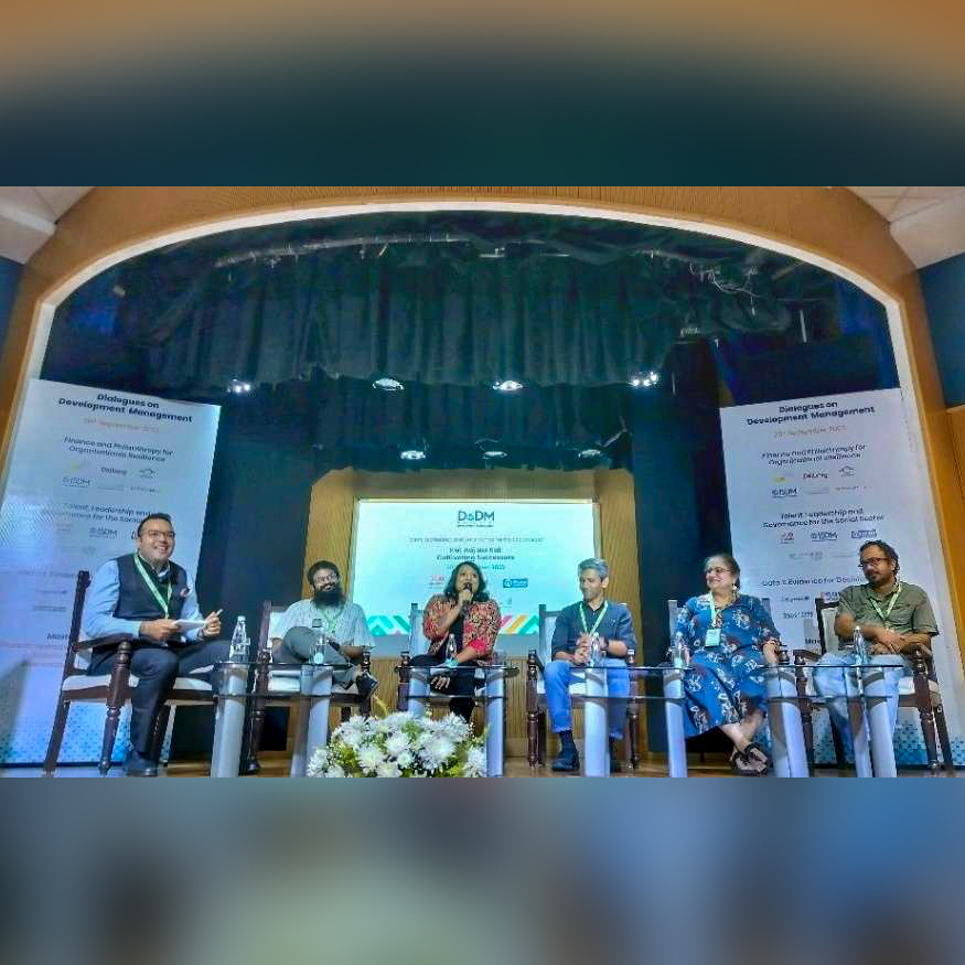 Fields of View tweet media