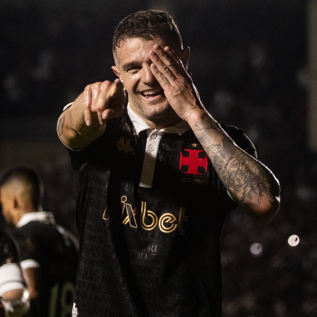 SofascoreBR's tweet photo. 🔎 Vegetti é o jogador com mais gols de cabeça por clubes em nossa base de dados desde 2022! 🚀🚀

17 - 🇦🇷 Pablo Vegetti
17 - 🇳🇱 Luuk de Jong
16 - 🇦🇷 Jonathan Calleri
16 - 🏴󠁧󠁢󠁥󠁮󠁧󠁿 Harry Kane
15 - 🇩🇪 Robert Glatzel
15 - 🇳🇬 Victor Osimhen
14 - 🇲🇽 Santiago Jimenez
13 - 🇦🇷 Germán Cano https://t.co/E4bmCAPbKi